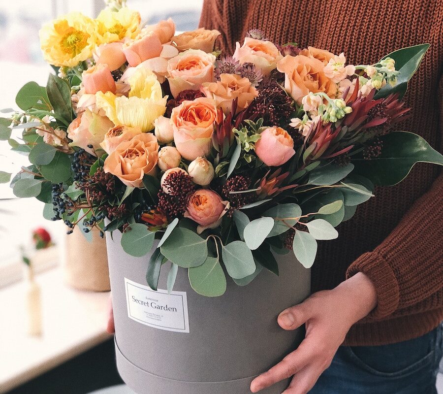 Smuk blomsterbuket til levering